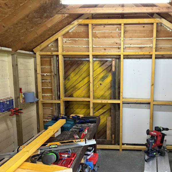 A bit more framing done in the garage/workshop.